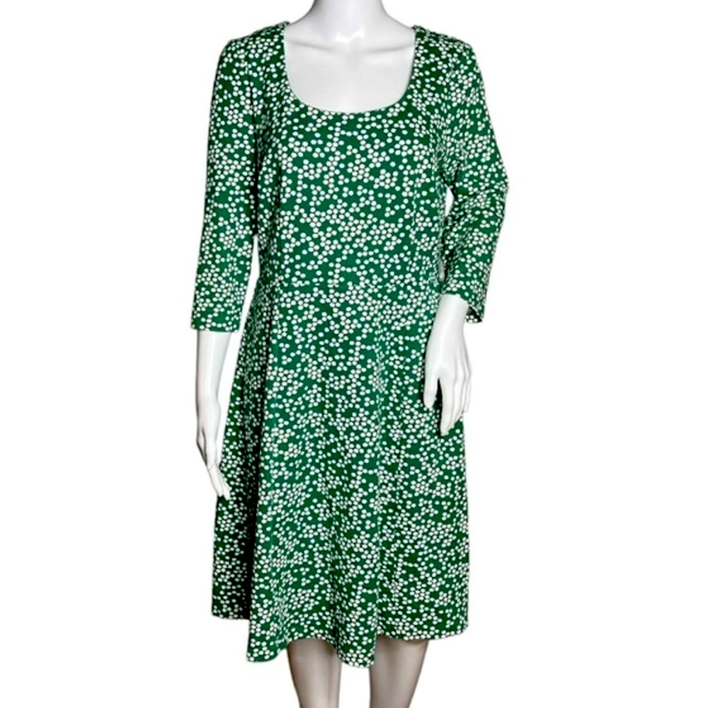 Boden Flattering 3/4 Sleeve Green and White Dress